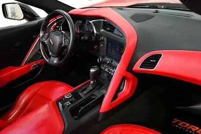 2015 Chevrolet CORVETTE — фото 14