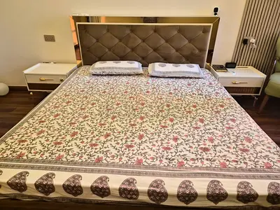 Bed with side tables