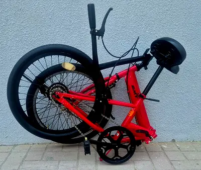 Foldable High Quality Japanese imported City Bike Size 20 Fully serviced Perfect Condition 250 aed
