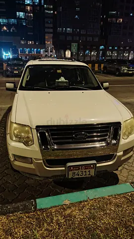 One hand use Ford Explorer 115000 km for sale