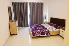 HAMDAN / ELECTRA :  MASTER BEDROOM AVAILABLE