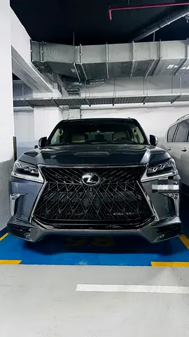 Lexus LX 570 Platinum 2020 | GCC Specs | Low Mileage | Pristine Condition