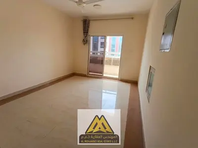 اجمل الشقق _ علي شارع الشيخ عمار مباشر _ بمساحات وتشطيبات منتازه _ سهله الوصول لدبي والشارقه