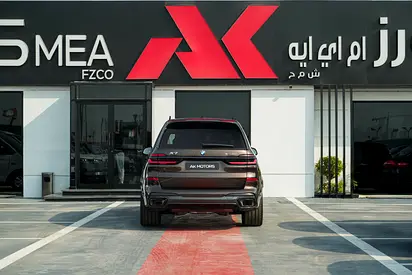 2026 BMW X7 thumbnail 5