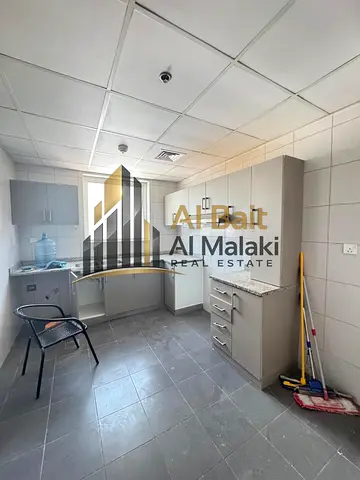 شقة غرفتين وصالة للإيجار السنوي في التعاون – الشارقة
غرفتان ماستر | 3 حمامات | تكييف مركزي | باركن مجاني
