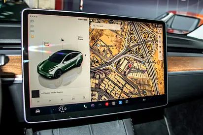 2024 Tesla MODEL Y — миниатюра 15