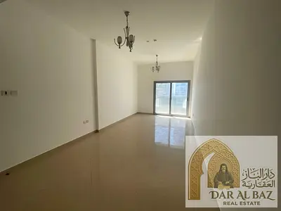 اجمل غرفتين وصاله بالشارقه اطلاله مفتوحه بلكونه الغرف ماستر مساحه كبيره على مخرج دبى مباشره بالقرب من جميع الخدمات