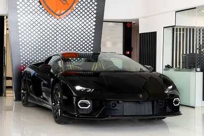 Lamborghini Temerario | 2026 | HPEV | 920 HP | AWD | Black / Yellow & Black Interior