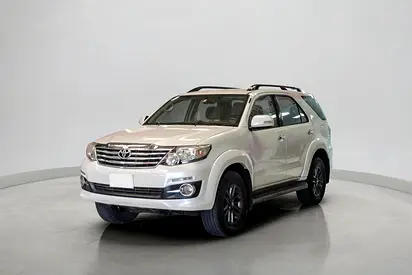2015 Toyota FORTUNER — фото 7