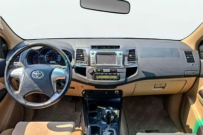 2015 Toyota FORTUNER — фото 9
