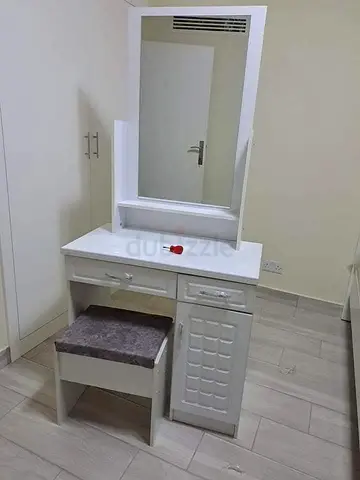 Brand New dressing table good Quality for sale
