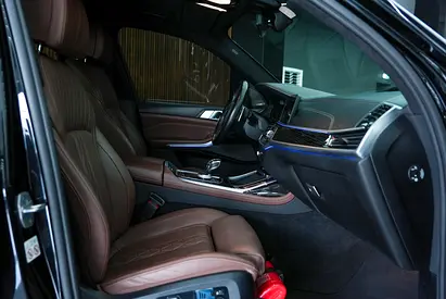 2022 BMW X7 缩略图 12