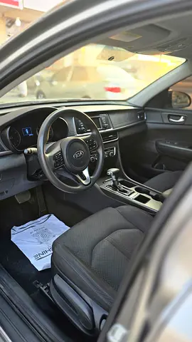 2017 KIA OPTIMA — миниатюра 10