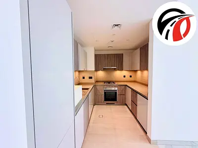 Spacious 2 BR || Maid Room ||High Floor || Sea View