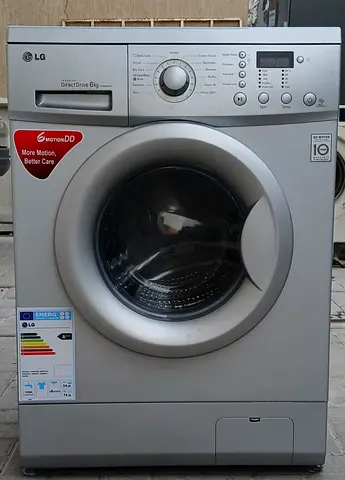 This is LG 6kg washing machine, silver color, condition is properly working.