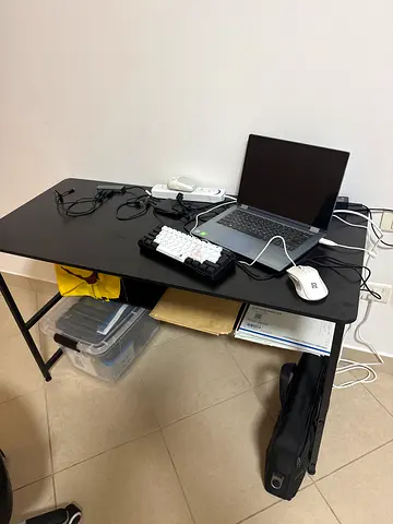 Computer table