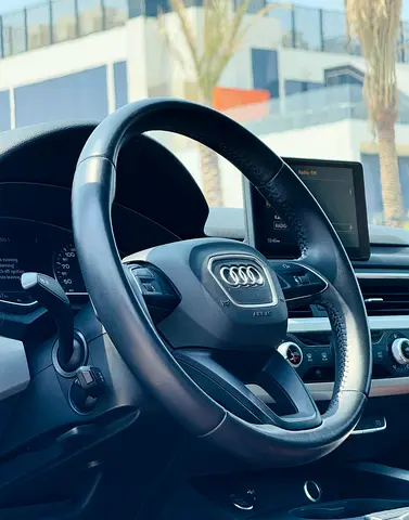 2018 AUDI A4 — фото 9