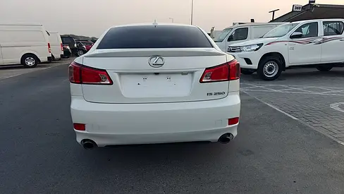 صورة 11 لـ 2013 Lexus IS-SERIES