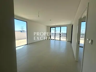 PREMIUM LOCATION | VASTU | GATED COMMUNITY | RESALE