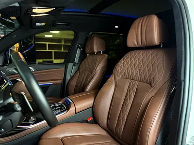 صورة 5 لـ 2025 BMW X7
