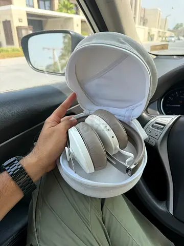 Sennheiser Momentum 3 Wireless – For Sale 🎧

Premium wireless headphones with excellent sound quali