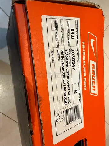 Bauer Vapor XVR-Lite Ice Hockey Skates (Size 9 US) - New in Box