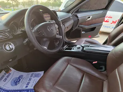2012 Mercedes-BENZ E-CLASS thumbnail 4