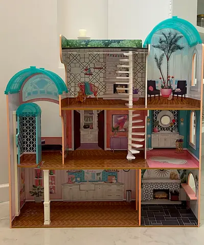 Doll house