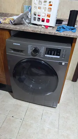 Samsung Combo Washer Dryer 8kg Washer 6kg dryer latest model excellent condition