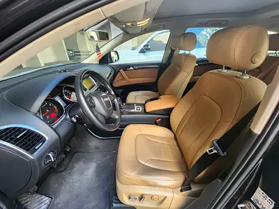 صورة 3 لـ 2010 AUDI Q7