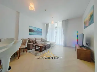 Modern 1 Bedroom | Hartland Greens | City View