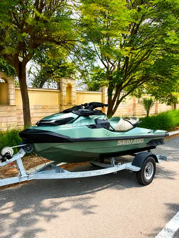 Jet ski sea doo 300 GTX only 21 hours