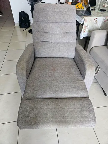 Grey Recliner Armchair — Comfortable Fabric Single Seater