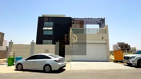 SUPER DISTRESS DEAL BE LOW MARKET PRICE ||LUXURY VILLA FOR SALE IN TILAL CITY || 5 BEDS || FREEHOLD