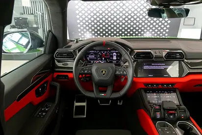 صورة مصغرة 12 لـ 2026 Lamborghini URUS