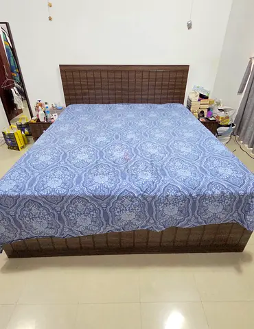 Bed with side tables