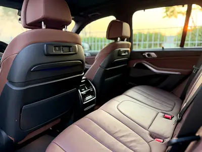BMW X5 xDrive40i, миниатюра 13