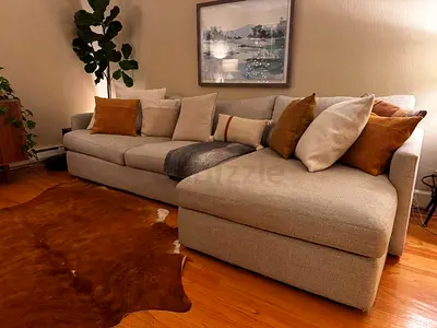 Excellent condition Crate&barrel Lounge deep L shape sofa