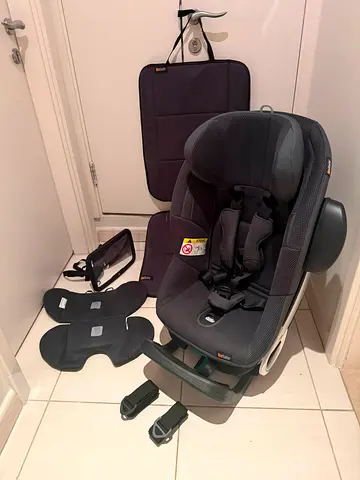 BeSafe Stretch — Anthracite Mesh (Rear-Facing)