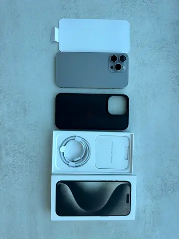 iPhone 15 pr max 256GB