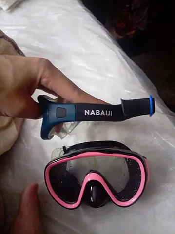 Nabaiji Kids/Adult Snorkel and Pink Diving Mask - Good Condition