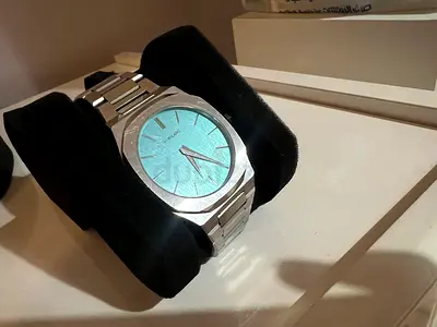 D1 MILANO Men's stainless steel watch with TURQUOISE, RARE dial, good condition