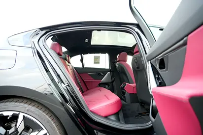 BMW 5 Series 530i, миниатюра 15