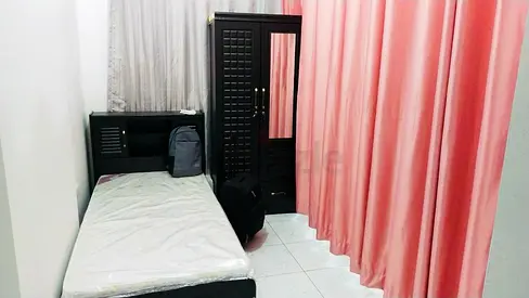 Ladies  Partition Room Available in Shabiya 10