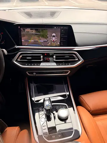 2020 BMW X5 缩略图 18