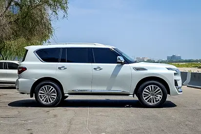 2021 Nissan PATROL 缩略图 4