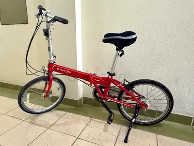 Dahon Vitesse D8 bike- folding bike