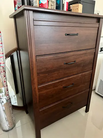 Chest if drawers