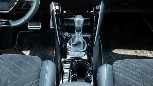 Peugeot 2008 GT, миниатюра 15