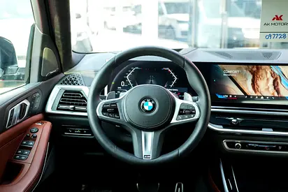2026 BMW X7 thumbnail 10